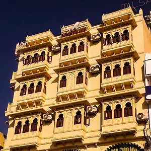 3* Couette-café Mewari
